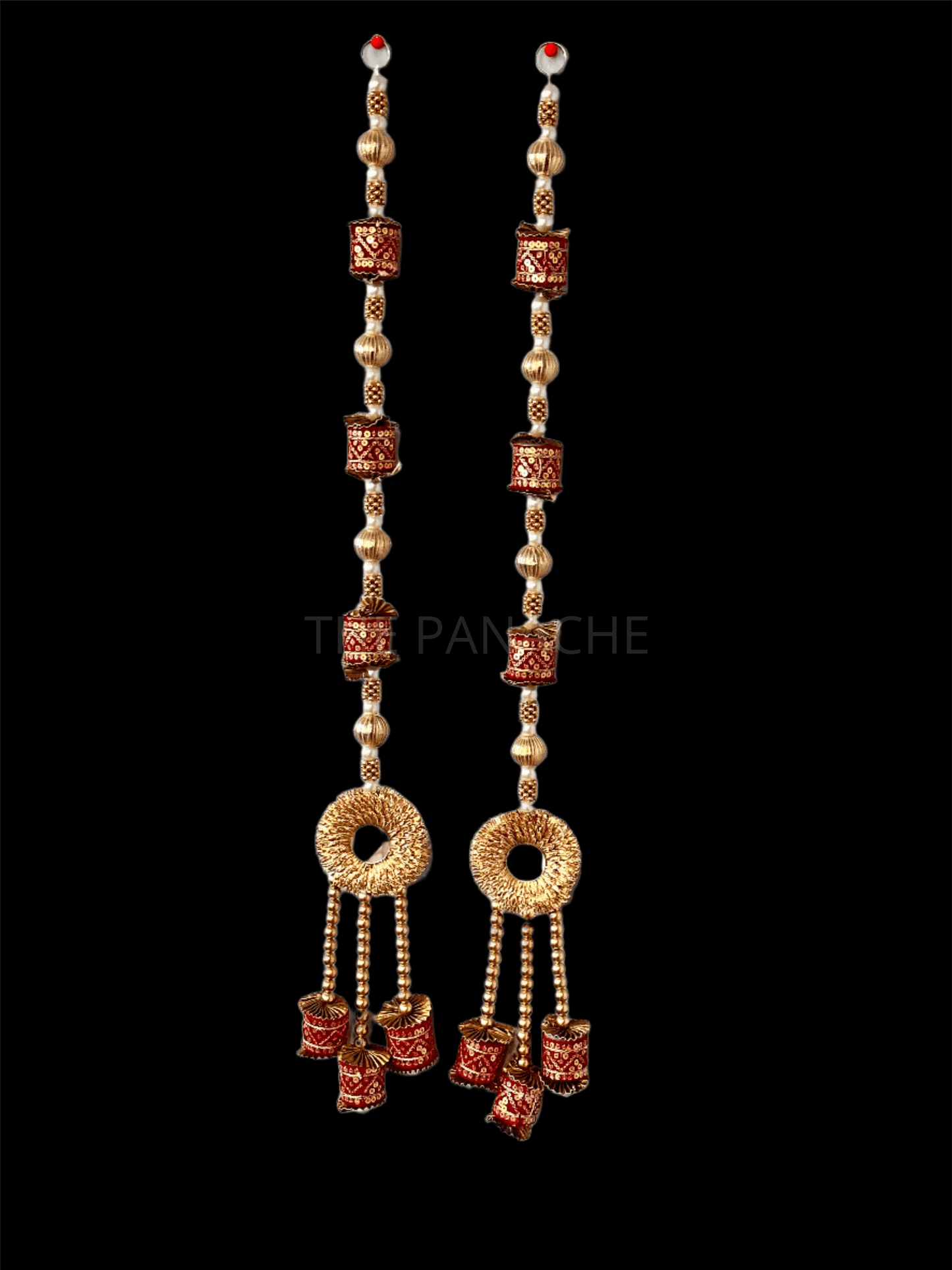 Red Cylinder Shaped Golden Hangings