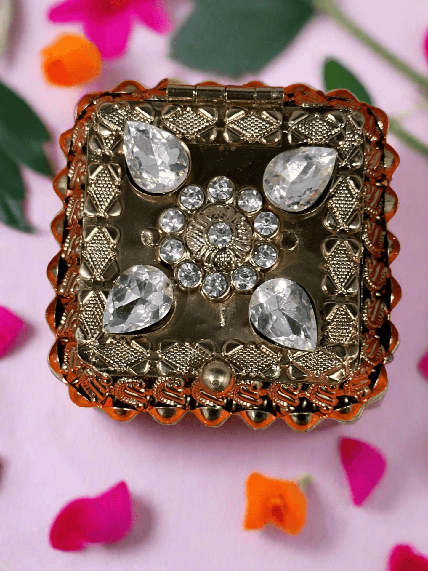 Square Patti Box